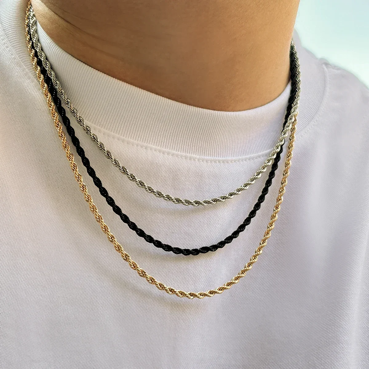 Fashion Street Singapore - Collier chaîne torsadée Lacteo Simple noir