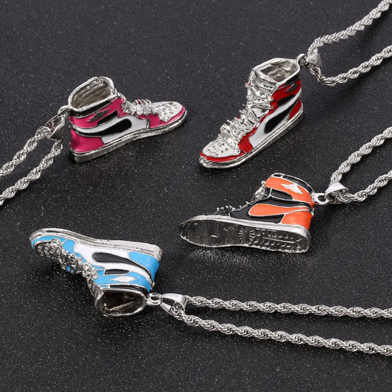 Fashion Street Singapore - Mini collier pendentif baskets Hip-Hop, Cool,