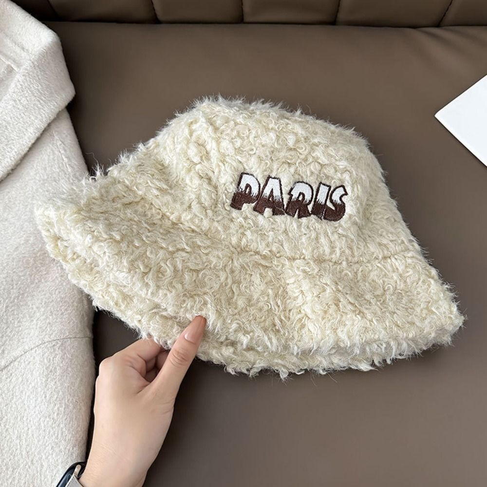 Chapeau Bob en Polyester Doux  - Bucket Hat Embroidered avis et prix