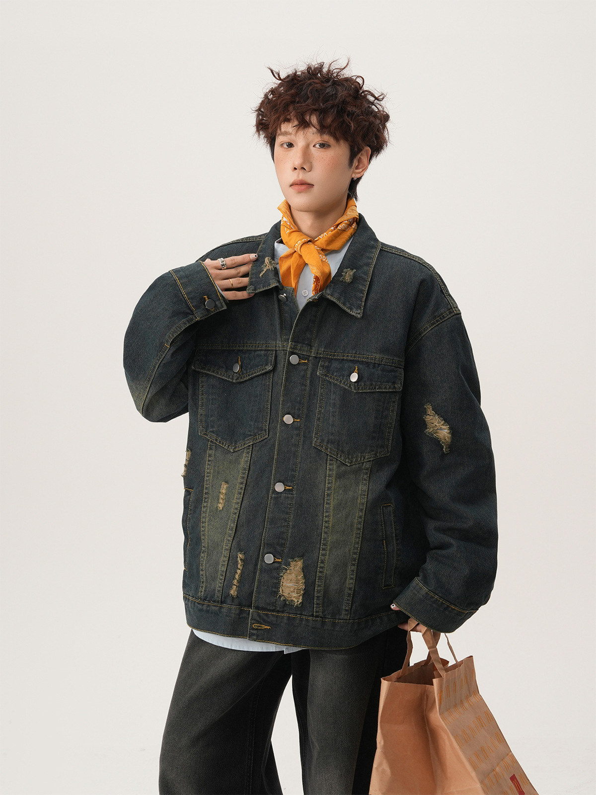 Veste en jean déchirée style A - Street Fashion Denim avis et prix