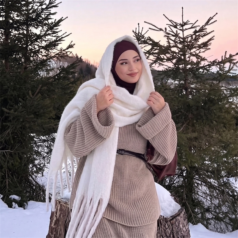 Écharpe à franges en mohair un - Street Fashion Hijab avis et prix