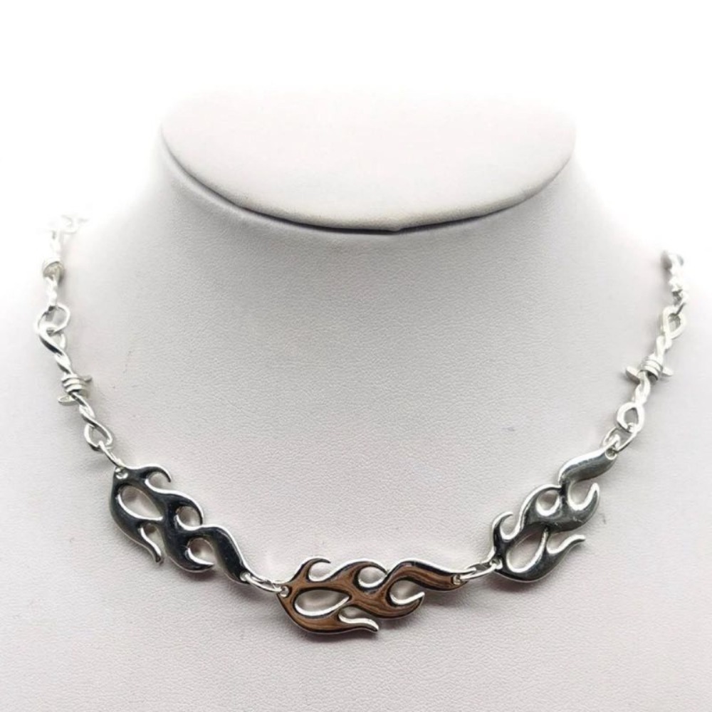 Collier de personnalité à la m - Fashion Street Singapore avis et prix