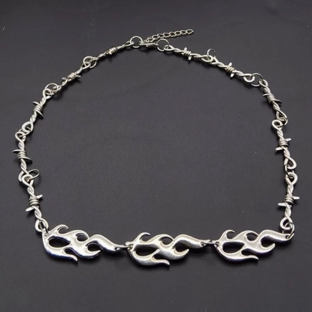 Collier de personnalité à la m - Fashion Street Singapore avis et prix
