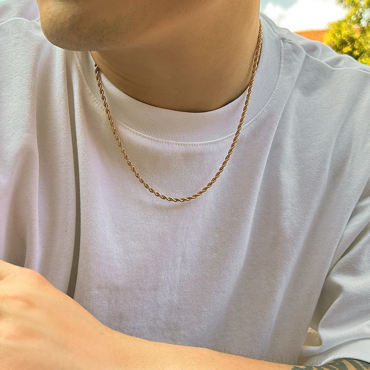 Collier chaîne torsadée Lacteo - Fashion Street Singapore avis et prix