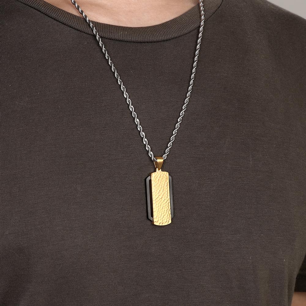 Collier avec Pendentif Marteau - Fashion Street Singapore avis et prix