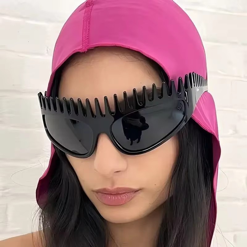 Lunettes de soleil pour femmes - Quirky Street Fashion avis et prix
